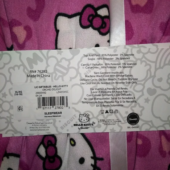 Hello Kitty Fuschia & Mauve Three Piece Top, Pants & Fuzzy Socks Pajama Set - Picture 5 of 6